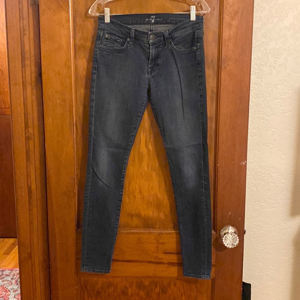 7 for all Mankind ‘Gwenevere’ dark blue denim jeans. Size 28